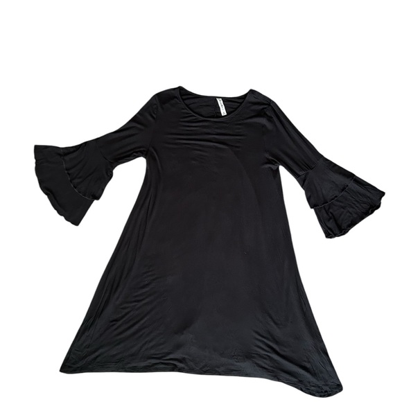 5/$25 Zenana Premium black boho draping loose fitting midi dress size medium - Picture 9 of 9